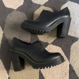 Dr. Martens Cordelia - black pebble leather